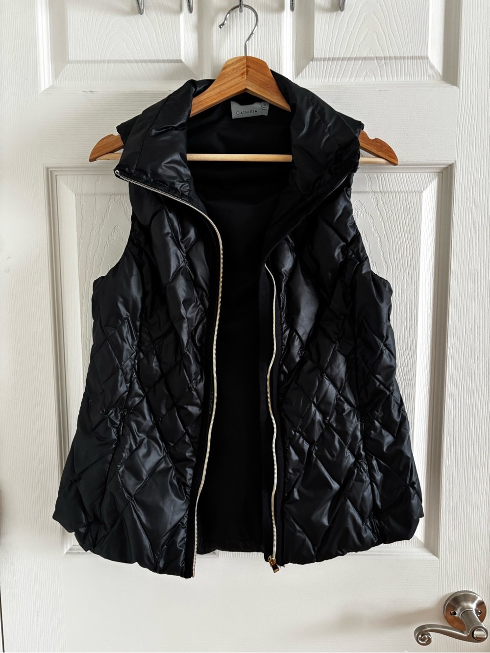 Athleta Black Quilted Hooded Shell Vest with Contrast Zip
